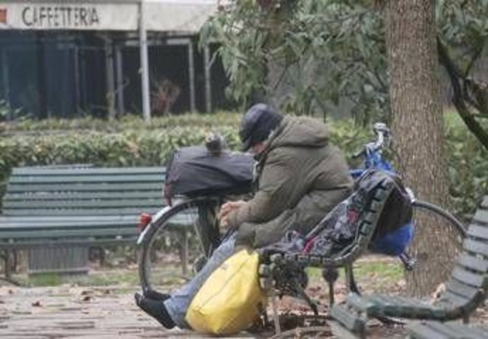 Istat: "Oltre 5,4 milioni di individui in povertà assoluta in Italia nel 2025" Istat: "Oltre 5,4 milioni di individui in povertà assoluta in Italia nel 2025"