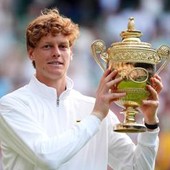 Sinner, missione 'back to back': il ritorno a Wimbledon è da brividi Sinner, missione 'back to back': il ritorno a Wimbledon è da brividi