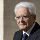 Mattarella “Una democrazia di astenuti e assenti è più fragile” Mattarella “Una democrazia di astenuti e assenti è più fragile”