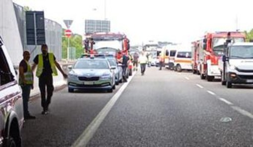 Scontro tra auto, pullman e camper nel Reatino: 5 morti e 5 feriti