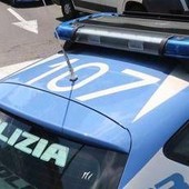 Rapina choc in gioielleria centro commerciale Casal Bertone, dipendenti minacciate con pistola Rapina choc in gioielleria centro commerciale Casal Bertone, dipendenti minacciate con pistola