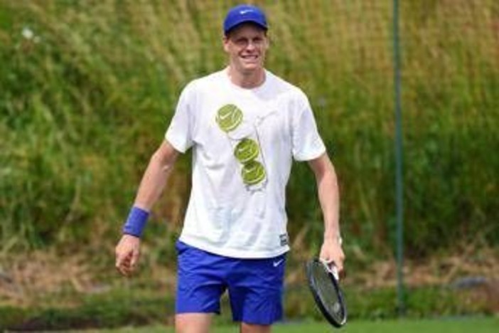 Cahill, Sinner e... la storia delle caramelle: &quot;Dopo il Roland Garros era circondato&quot;