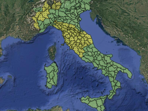 Maltempo, allerta meteo gialla martedì 25 agosto: la mappa delle 8 regioni a rischio