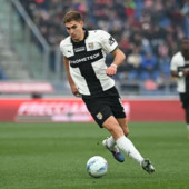 Parma-Verona 2-1, Pellegrino decisivo nel recupero Parma-Verona 2-1, Pellegrino decisivo nel recupero