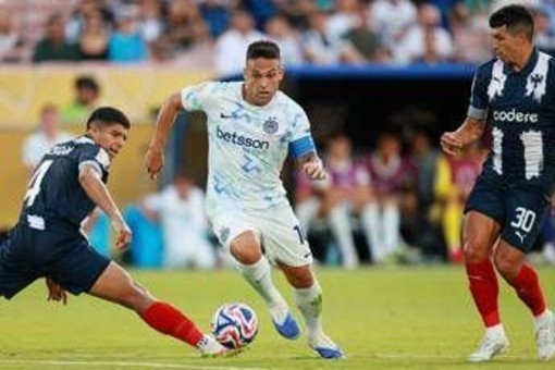 Inter, pareggio con il Monterrey. I tifosi delusi: &quot;Mi sono svegliato per questo?&quot;