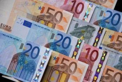 Euro, il 21 settembre scade il termine per votare le nuove banconote Euro, il 21 settembre scade il termine per votare le nuove banconote