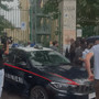 Prof accoltellata a Roma, la testimonianza di uno studente: "Il 13enne indossava casco, ha colpito con coltello e con due pugni"