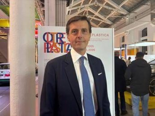 Sostenibilità, Alfani (Versalis): "In sviluppo tecnologie complementari per circolarità e specializzazione" Sostenibilità, Alfani (Versalis): "In sviluppo tecnologie complementari per circolarità e specializzazione"