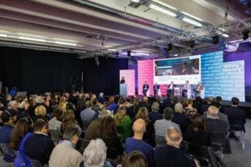 Around The World, Expo Riva Schuh e Gardabags sulle rotte del business Around The World, Expo Riva Schuh e Gardabags sulle rotte del business