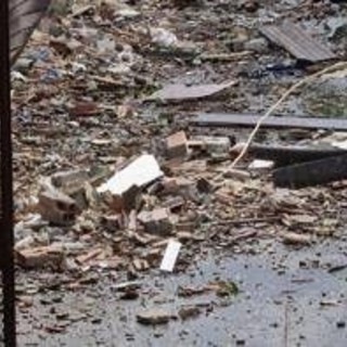 Esplosione in una villetta ad Andria, due morti: cosa sappiamo, i punti ancora da chiarire