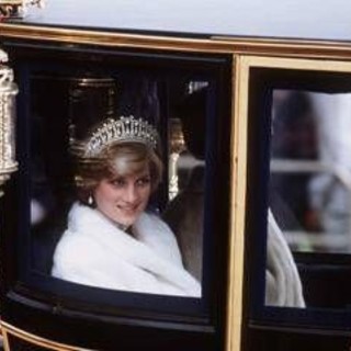 Addio a David Thomas, lo storico 'Gioielliere della Corona': l'incontro con la famiglia reale Addio a David Thomas, lo storico 'Gioielliere della Corona': l'incontro con la famiglia reale