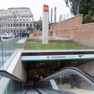 Roma, inaugurate le nuove stazioni-museo della Metro C di Porta Metronia e Colosseo Roma, inaugurate le nuove stazioni-museo della Metro C di Porta Metronia e Colosseo