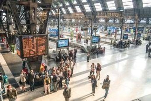 Sciopero treni 11 giugno, sospesa la protesta dei sindacati confederali: resta il nodo delle altre agitazioni