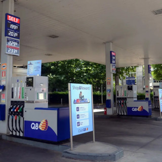 Carburanti, Q8 Italia fissa un tetto massimo ai prezzi per un mese da ottobre