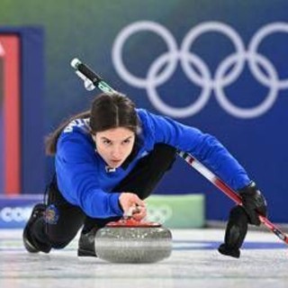Milano Cortina, le gare di oggi: dal curling al pattinaggio di velocità, orari e dove vedere gli azzurri