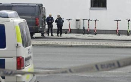 Polonia, nuovo attacco con coltello a scuola: 15enne uccide una donna