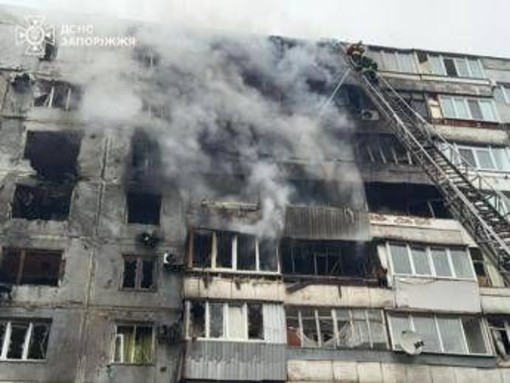 Ucraina-Russia, notte di attacchi e droni. Mosca chiude alla tregua e ai compromessi