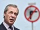 Farage contro tutti a Clacton: 34 candidati (con Count Binface) e una maxi scheda elettorale Farage contro tutti a Clacton: 34 candidati (con Count Binface) e una maxi scheda elettorale