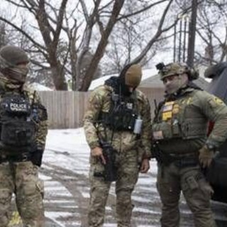 Minnesota, Ice arresta quattro minori: ci sono anche due bambini di 5 e 10 anni Minnesota, Ice arresta quattro minori: ci sono anche due bambini di 5 e 10 anni