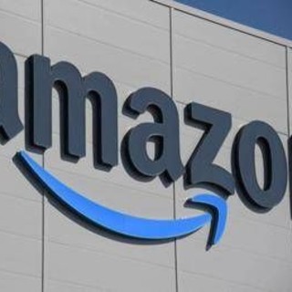 Accordo con l'Agenzia delle Entrate, Amazon pagherà oltre 500 milioni euro al fisco Accordo con l'Agenzia delle Entrate, Amazon pagherà oltre 500 milioni euro al fisco