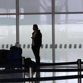 Pilota segnala impatto drone in avvicinamento all'aeroporto Jfk di New York, scatta indagine
