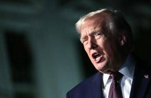 Siria, Usa colpiscono oltre 70 obiettivi Isis. Trump: "Ritorsione molto seria" Siria, Usa colpiscono oltre 70 obiettivi Isis. Trump: "Ritorsione molto seria"