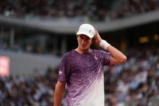 Roland Garros, caos e fair play tra Fonseca e Ruud: cos'è successo Roland Garros, caos e fair play tra Fonseca e Ruud: cos'è successo
