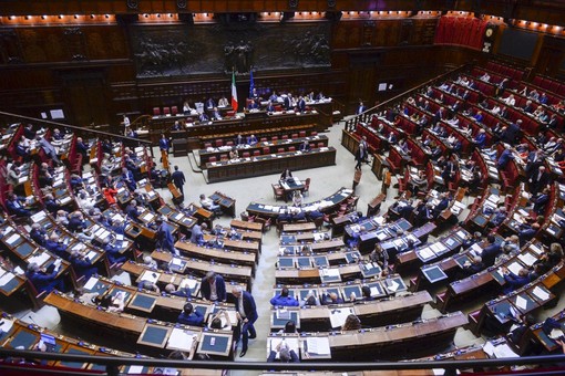 Legge elettorale, ok della Camera con 217 voti, il testo va al Senato
