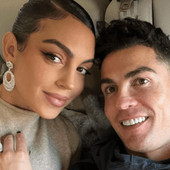 Cristiano Ronaldo, matrimonio in vista: nozze fissate e cerimonia blindata Cristiano Ronaldo, matrimonio in vista: nozze fissate e cerimonia blindata