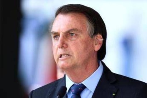 Brasile, Bolsonaro ricoverato d'urgenza dopo un malessere