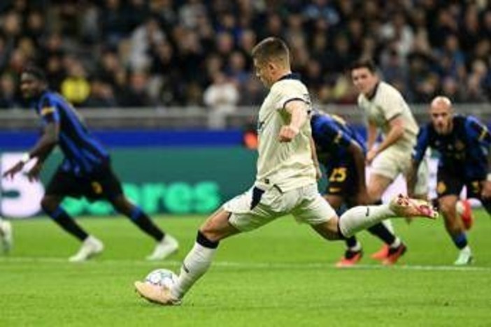 Calhanoglu causa un rigore, gol annullato a Lautaro: cos'è successo in Inter-Bruges Calhanoglu causa un rigore, gol annullato a Lautaro: cos'è successo in Inter-Bruges