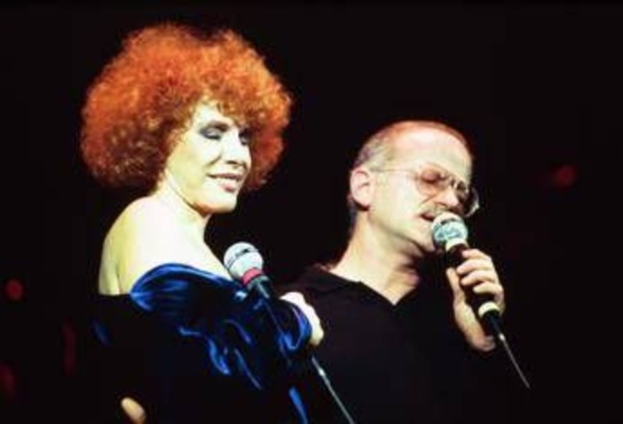 Vanoni e Paoli, esce 'Per sempre': il vinile che celebra il sodalizio Vanoni e Paoli, esce 'Per sempre': il vinile che celebra il sodalizio