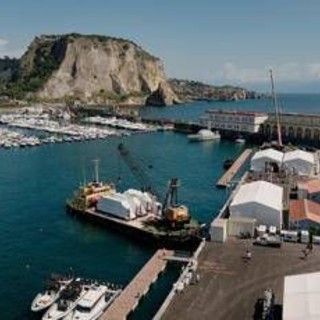America’s Cup, a Nisida arrivano gli AC40 di GB1 e La Roche-Posay Racing Team America’s Cup, a Nisida arrivano gli AC40 di GB1 e La Roche-Posay Racing Team