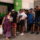 Ceuta, viaggio tra i migranti che provano a restare: "Ci avevano detto che la frontiera era aperta..." Ceuta, viaggio tra i migranti che provano a restare: "Ci avevano detto che la frontiera era aperta..."
