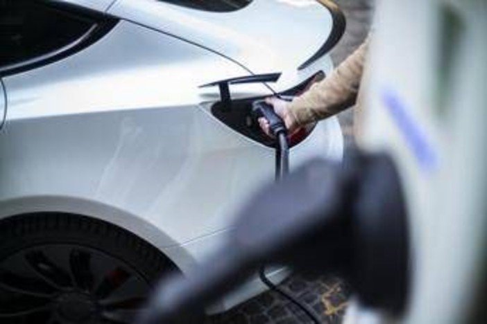 Auto elettriche, oggi il nuovo click day per gli incentivi Auto elettriche, oggi il nuovo click day per gli incentivi