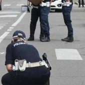 Auto pirata travolge due ragazzi a Guidonia: muore 23enne, ferito l'amico Auto pirata travolge due ragazzi a Guidonia: muore 23enne, ferito l'amico