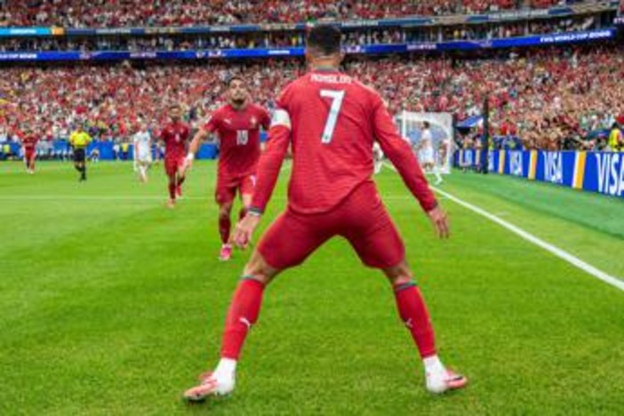 Cristiano Ronaldo, la rinascita ai Mondiali: "Non sono finito, I'm back" Cristiano Ronaldo, la rinascita ai Mondiali: "Non sono finito, I'm back"