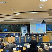 Ue, strumenti di cooperazione per sviluppo Africa, incontro a Bruxelles con cardinale Sarah