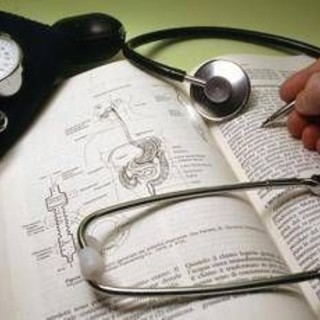 Medicina, a Enrico Agabiti Rosei il premio alla carriera della Società europea dell'ipertensione Medicina, a Enrico Agabiti Rosei il premio alla carriera della Società europea dell'ipertensione