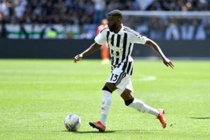 Juventus, infortunio per Boga: rischio stiramento