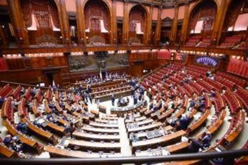 Legge elettorale, dalla Camera via libera alla fiducia su art.1 e 2. Opposizioni: "Incostituzionale"