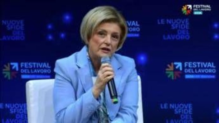 Lavoro, Calderone: "Salario giusto senza limiti a contrattazione" Lavoro, Calderone: "Salario giusto senza limiti a contrattazione"