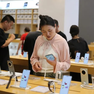 Cina, vendite beni di consumo con programma trade-in a 2.600 mld yuan nel 2025