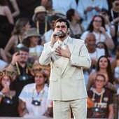 Bad Bunny, la promessa all'Italia dopo il concerto annullato: "Tornerò a Milano"