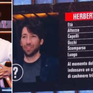 Affari Tuoi, 'scomparso' Herbert Ballerina: l'annuncio di Stefano De Martino Affari Tuoi, 'scomparso' Herbert Ballerina: l'annuncio di Stefano De Martino