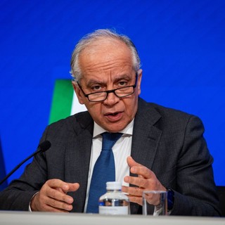 Piantedosi, “L’Ia supporterà la sicurezza, no al poliziotto automatizzato”