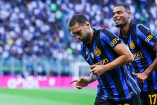 Inter-Monza, Calhanoglu sblocca la partita con dubbio Var. Cos'è successo Inter-Monza, Calhanoglu sblocca la partita con dubbio Var. Cos'è successo