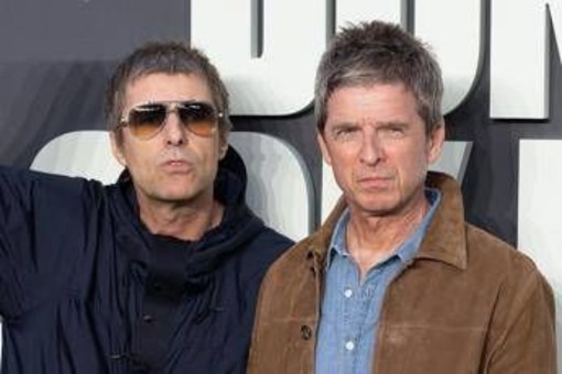 Oasis, ritirate dall'asta le inedite 'Desk Tapes': la band blocca la vendita Oasis, ritirate dall'asta le inedite 'Desk Tapes': la band blocca la vendita