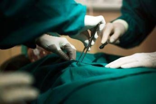 Ospedale sbaglia farmaco, 2 pazienti paralizzati: l'errore choc negli Usa, cosa è successo