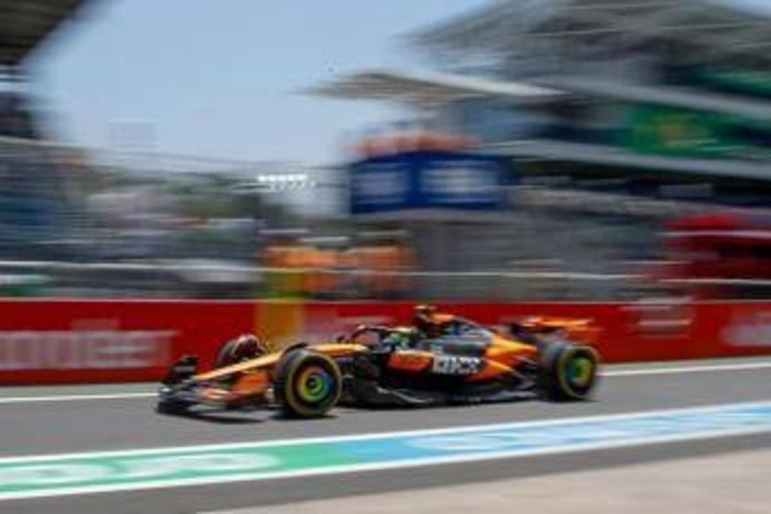 Gp Brasile, Norris il più veloce in prove libere: indietro le Ferrari Gp Brasile, Norris il più veloce in prove libere: indietro le Ferrari